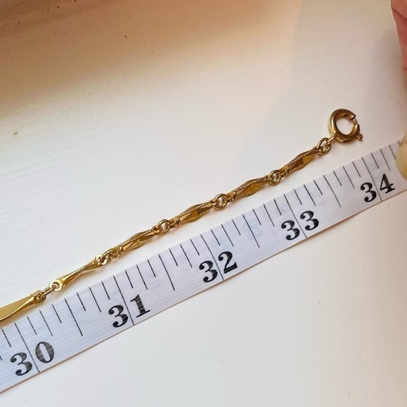 Vintage Diamond Shaped Simple Gold Tone Chain 34” Can be Worn Doubled or layered - Picture 6 of 10